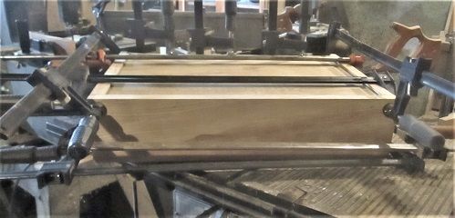 779621590_TheLASTdrawerwehaveglue-up.JPG.68433d3ec11a88f7f47c0717f70b7a9e.JPG