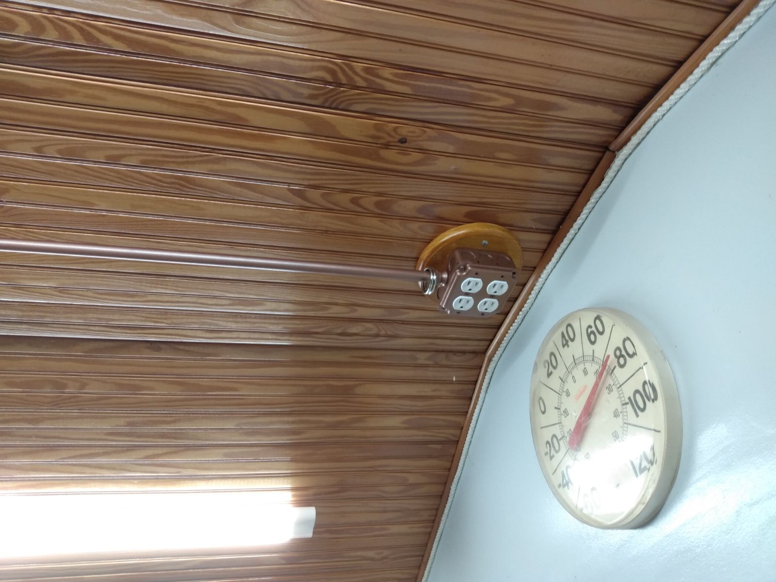 1086530363_frontsideoutlet.jpg.65df19a2de5da4ed2d3c8c7027334518.jpg