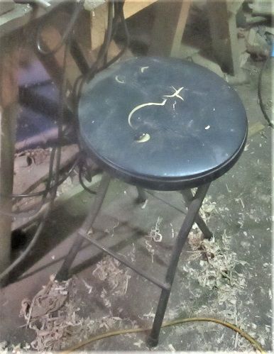 374465035_ThinLidwornseat.JPG.a0486edc6f1593ca668701bce9cd7dc3.JPG