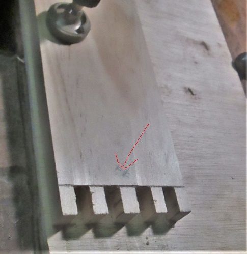 1652052682_NewBoxProjectcorner2fingers.JPG.f95113521a5b9c3c64ff6c47928a7df9.JPG