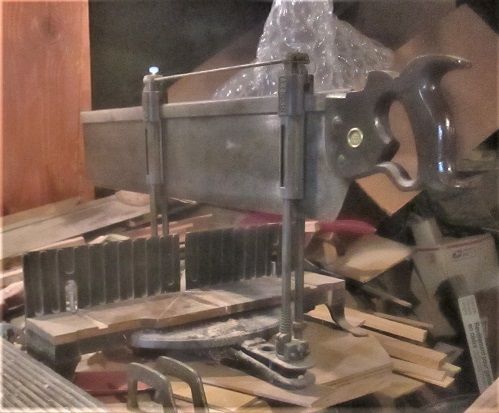 374167478_NextBoxProjectmitersaw.JPG.b1ec85bcb728a1e438d2632b35db280f.JPG