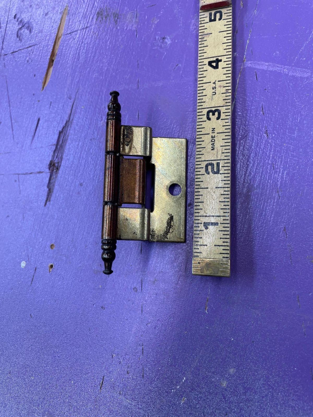 745084624_hinge-Grady-1.jpg.956696df2f1caffc19ab7641010499fc.jpg