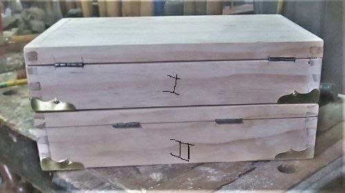 1044855541_Box12hinges.JPG.b66b5cff891f5a510e27cfc39e18db4d.JPG
