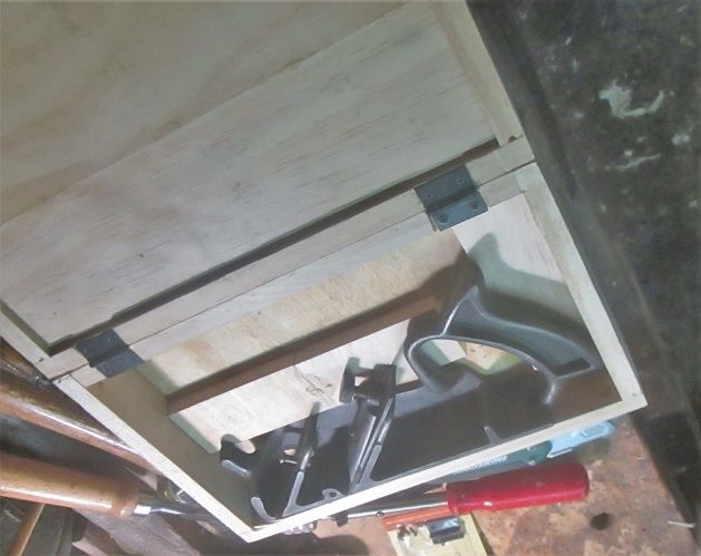 876611728_BoxNo.1lidinstalled.JPG.8de8d16c5d0996d7afe21f62a0120c9d.JPG