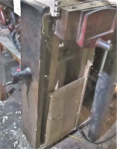 99717566_SycamoreLegVise.JPG.9f853a05f5e32add2543310ea71e15e8.JPG