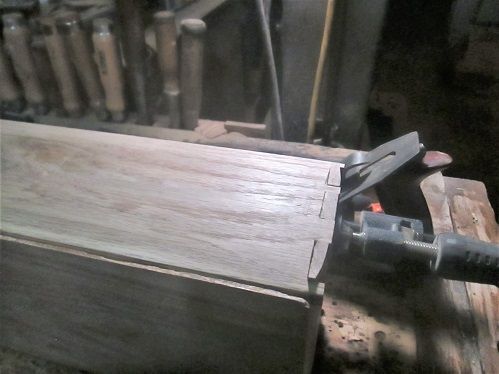 1237769366_TheSellersBox2dryfitting.JPG.eaf7260ea432ef8f2483a77bd1bd2c1d.JPG