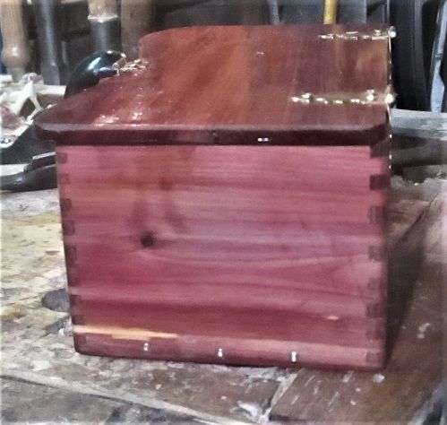 1475510993_CedarBoxProjectpostend.JPG.471f96b4ded769eb182c585b014dccd1.JPG