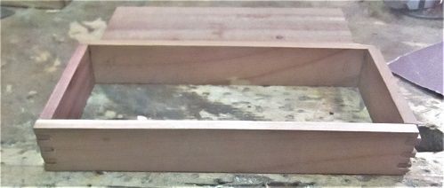 405500336_CedarTray4cornersdone.JPG.76bc5882f7160a04d42e6d3b092bf2a5.JPG