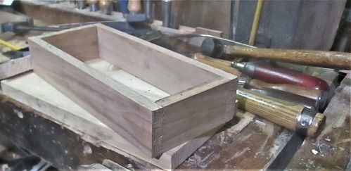 1403354409_Drawerbuilder2lastcornerdone.JPG.58ab5c1b8d0932e88ee85545005ccca3.JPG