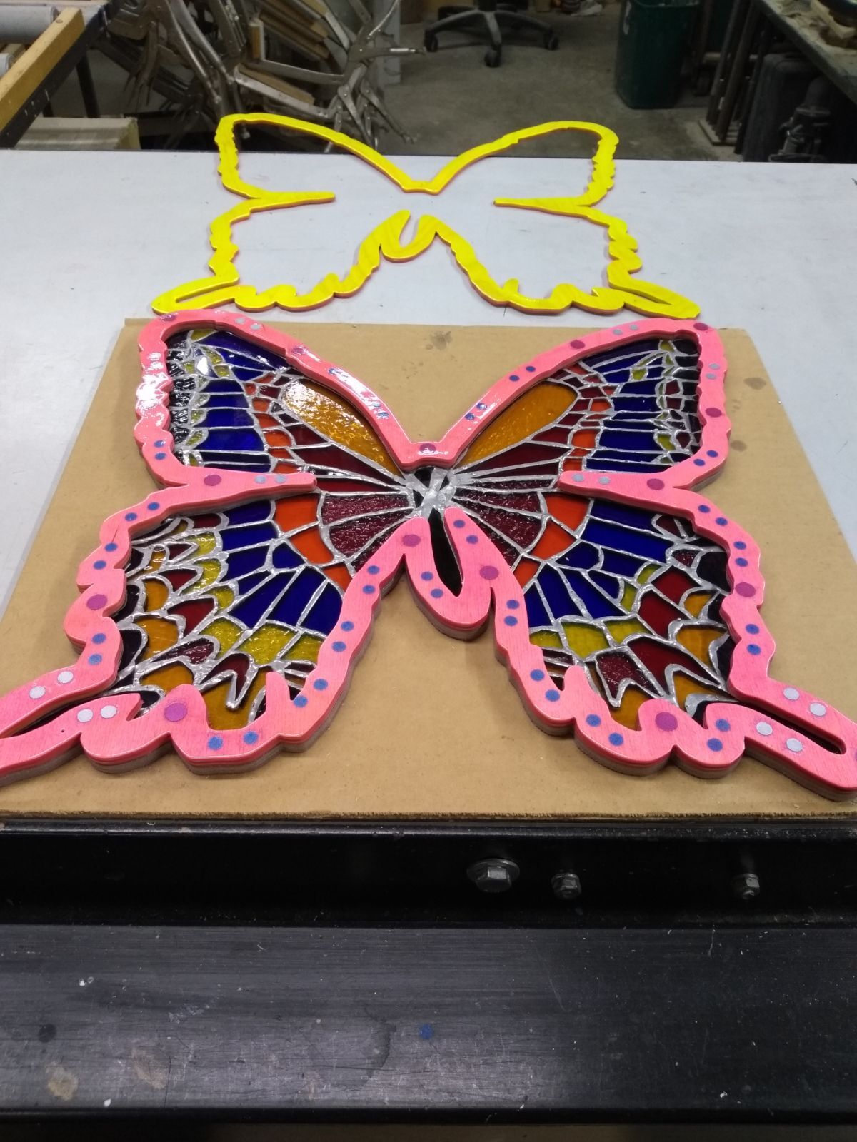 1801209585_IMG_20220214_184507455finishedmakingaframeandcoloringitforthestainedglassbutterfly.jpg.8bcf8d9db8a723ec8f0736d9183ec7f6.jpg