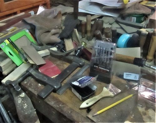 183495597_Toolchestrehabendofbench.JPG.9b7be62bfe4f0e1ea8cffd4cf792933e.JPG