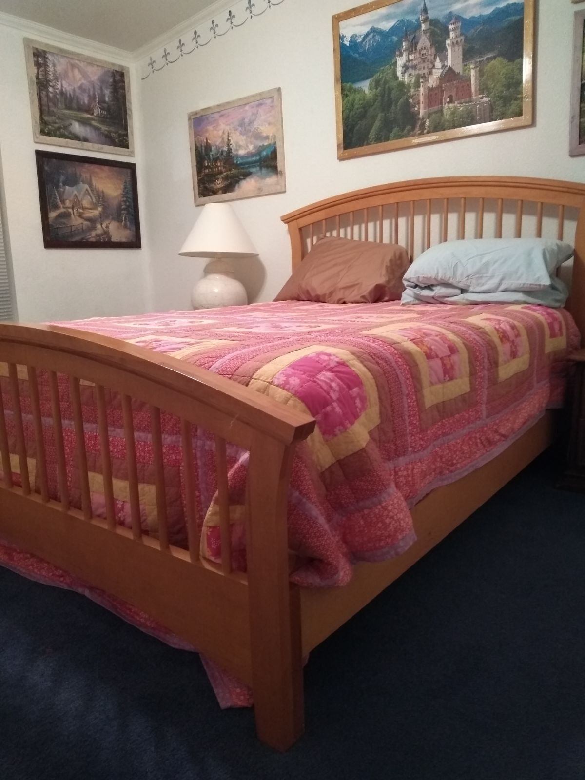89071992_IMG_20220215_184412111bedwithfootboardthatwillinjurelegs.jpg.98cbffd909104407740c288f1647c98d.jpg