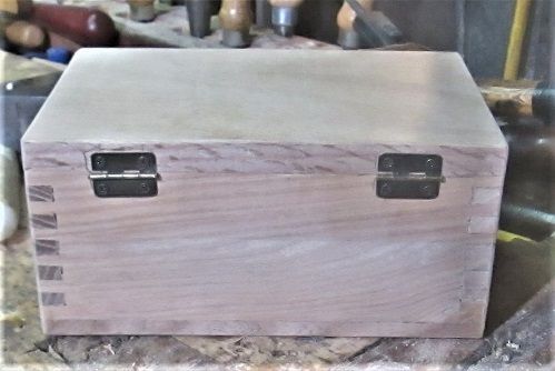 1336440241_ScrapBox2Hinged.JPG.2e2a632e3637f046876b30d8647ecd78.JPG