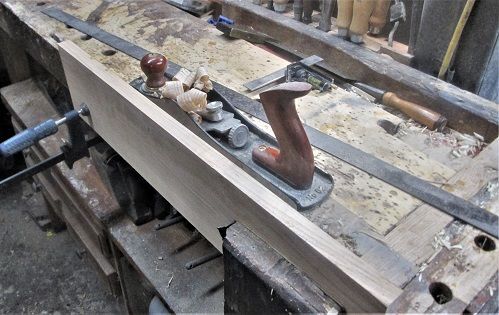 1011425772_TheShakerTableTop1stjointer.JPG.6958d21bbcd04feda67b7434aafcaccc.JPG