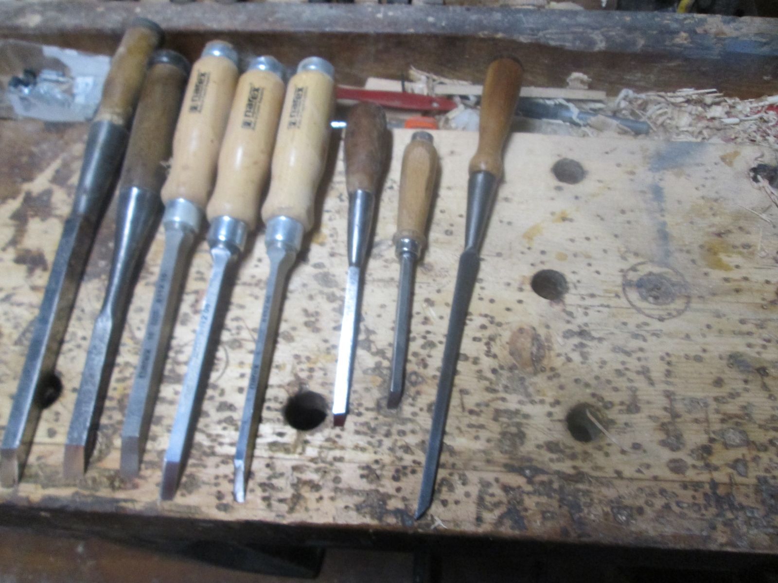 1025117975_MortiseSashchisels.JPG.a4a1c3b289c136620e4e9a1cd037fa78.JPG