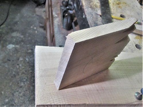 1158586020_AprilProjectcuttingsquare.JPG.849028b4e6ddc2a31425e20b3cbcacbc.JPG