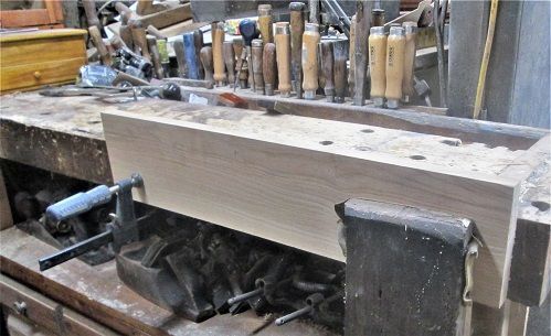 1558214285_TheShakerTableTop1stedge.JPG.24f306fc72be09d564c3bd25e433a55a.JPG