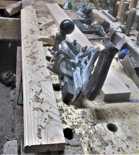 2021849788_Fridaynitelongbeads.JPG.0a2a251d84f420e07a66f7e765519f41.JPG