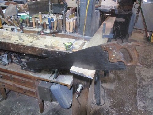466603980_AprilProjectgettingridofsplitends.JPG.d83c2baf7db9fb247158b8d562ecf9e3.JPG