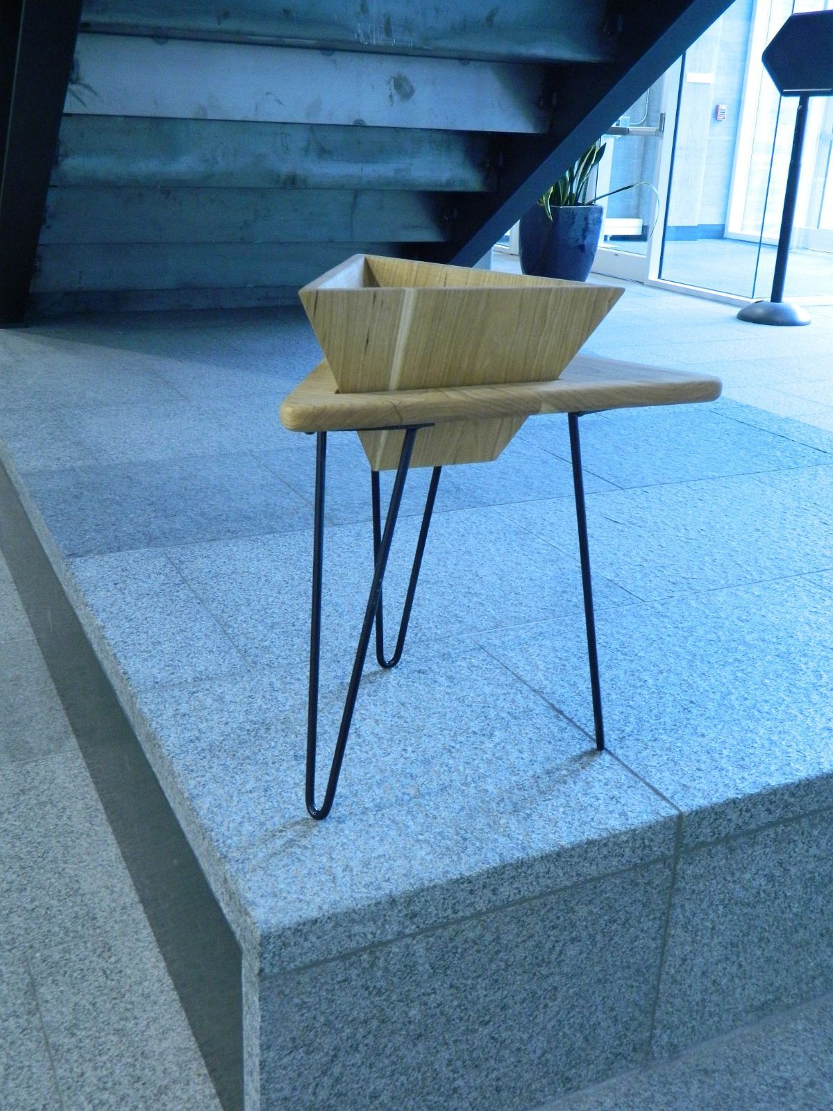 53387381_Pyramidtable1s.jpg.654a418945811a1b136dc57591feb094.jpg