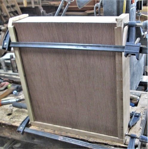 805108742_DrawerBuild101bottompanel.JPG.bc432596e5329453145866ea83a56576.JPG