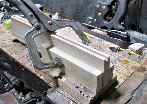 1296202818_MortiseWorkjigsclamp.JPG.f903f2c742011c1d5386eaa5dd8769b2.JPG