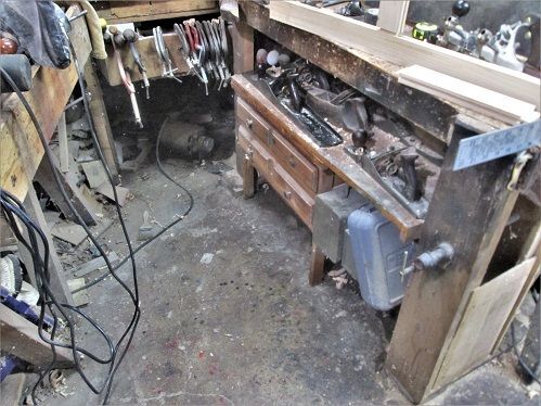 2113197898_Cleantheshopworkarea.JPG.a904900abb174df99ab269df8b3bdd6a.JPG