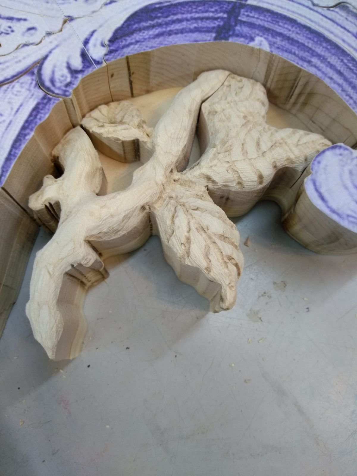 1735676573_IMG_20220729_161058166carvingafterthescrolldiditsthing.jpg.8575c9a89ca3a098c1c1f911c08e2aa3.jpg