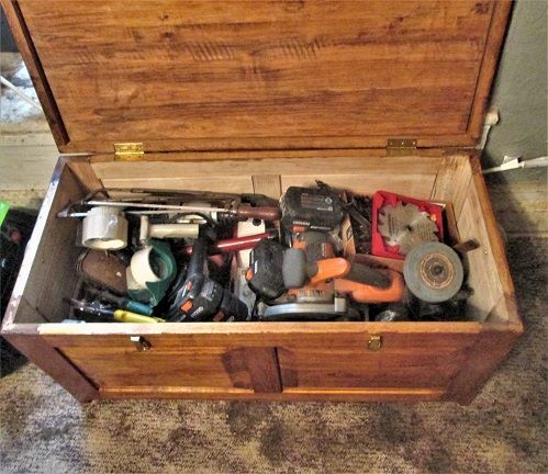 2000021130_HobbitToolChestalmostfull.JPG.b9db06a6f3b0e763ccb4309f62454b05.JPG