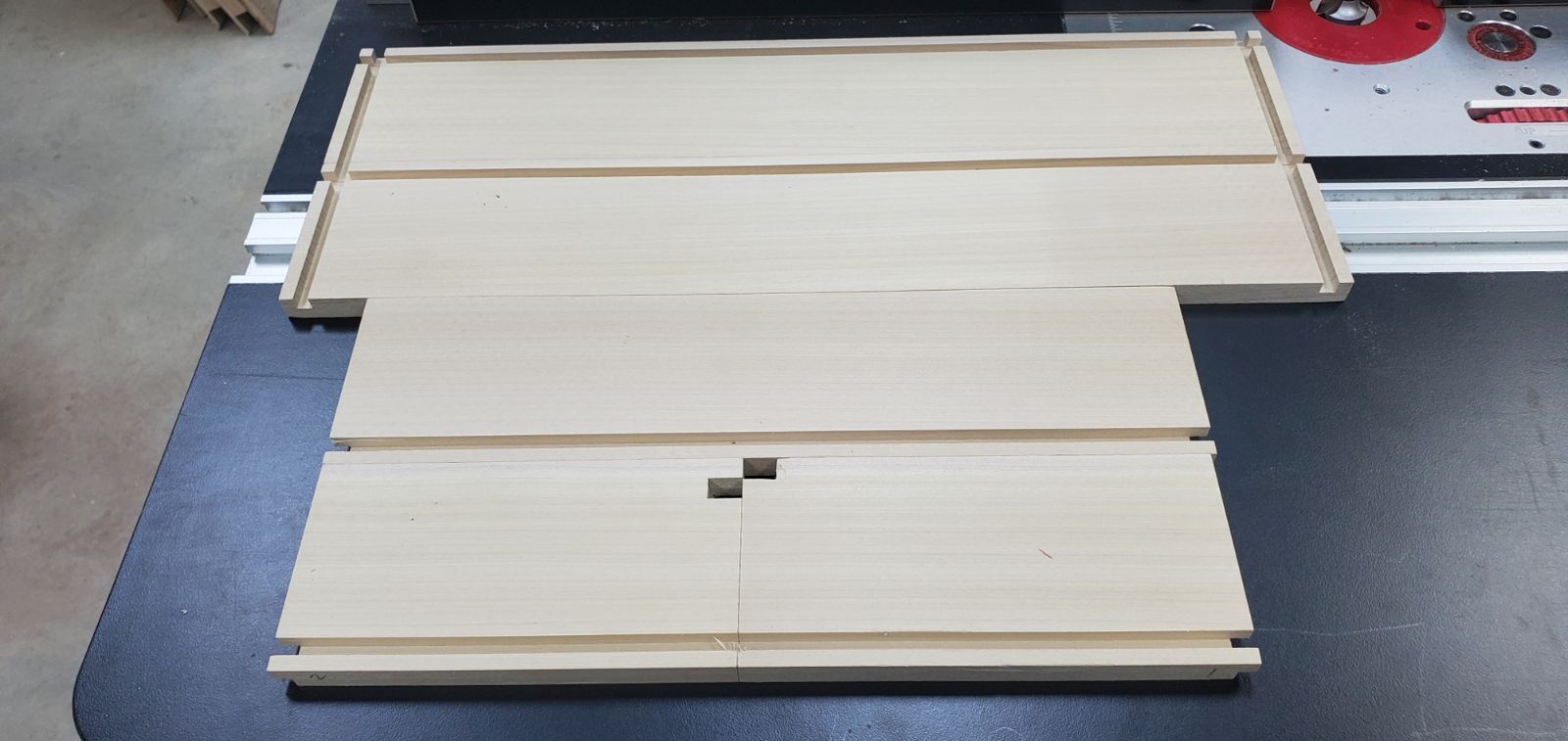 egg-drawer-01.jpg.976cb377b43ebdef0d14ffd1ffa71445.jpg