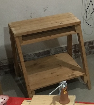 1115205600_donatedwoodbecomescjopsawbench2.JPG.fadc1bea93e4f523843c9dca5857a7a6.JPG