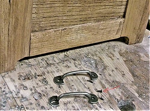 1953120888_Tues.TrayWorkhandlesmaybe.JPG.deb588fd13519fb1671d84ae063389ab.JPG