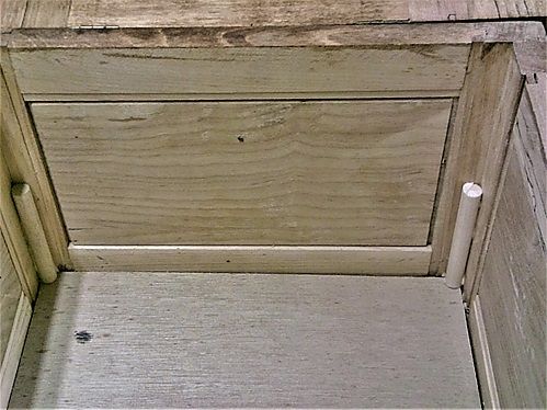 691993205_Tues.TrayWorkgluedinplace.JPG.f1f53ce965a1fa735aa68bd6f90290ac.JPG