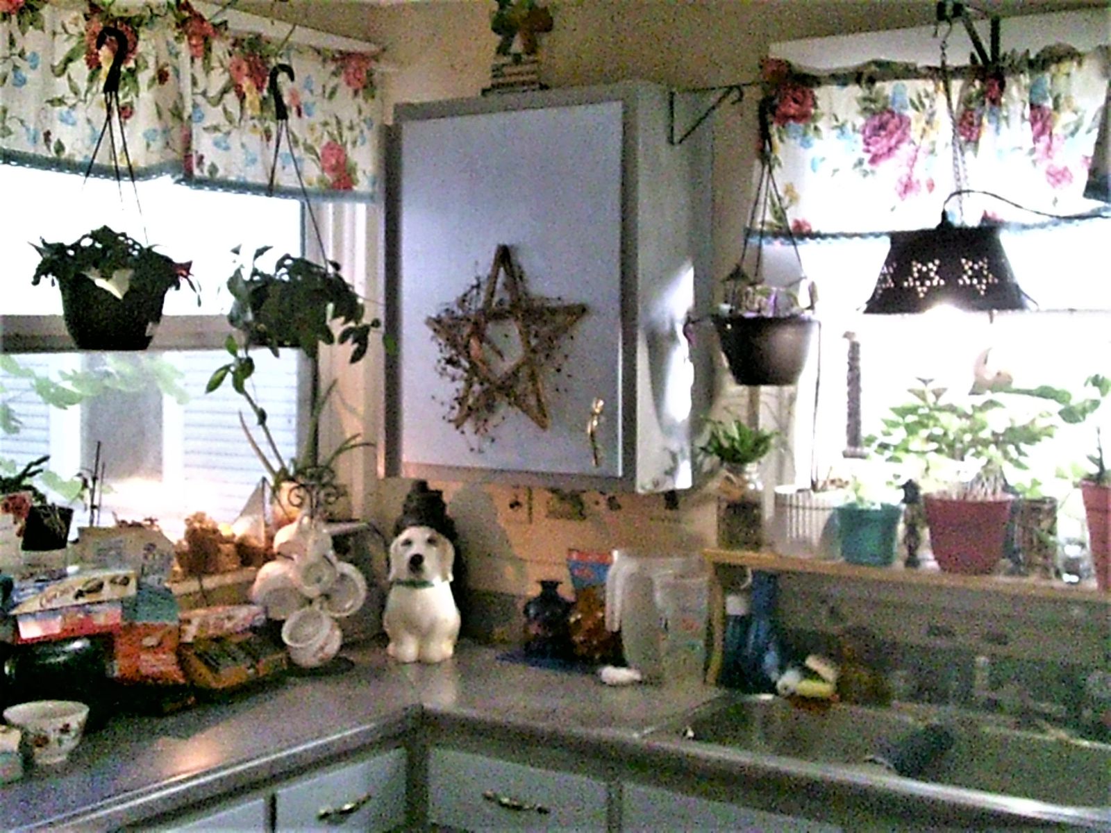 155929840_KitchenProjectcornercabinet.JPG.440057e32e0fe80aa3bdc4242bb639a3.JPG