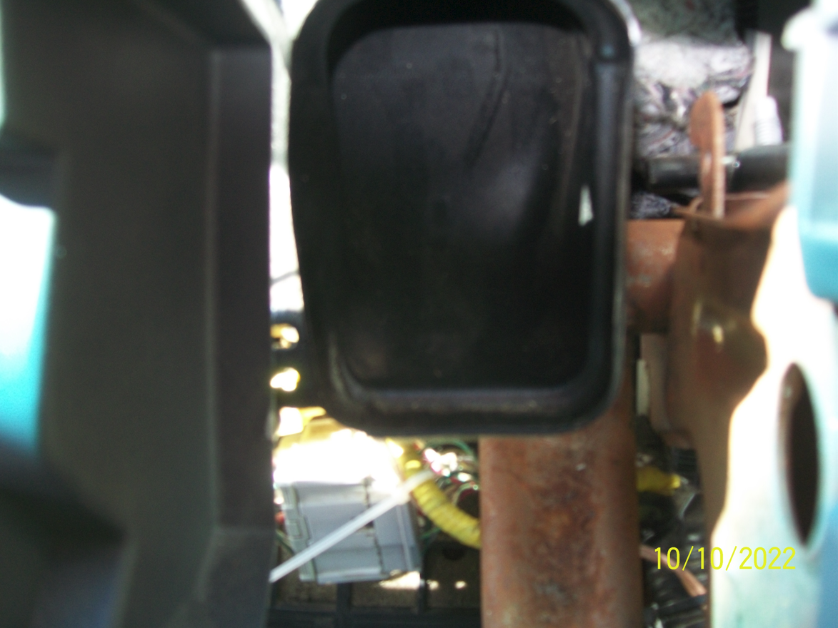 1091430542_RightDuctScrew.PNG.290d393ab4084b0d3c9b7e11be8c9eae.PNG