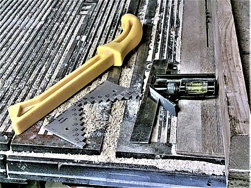 644592684_Thurs.JoineryTools.JPG.8e1332d6f324b7e8bb47e74f12237154.JPG