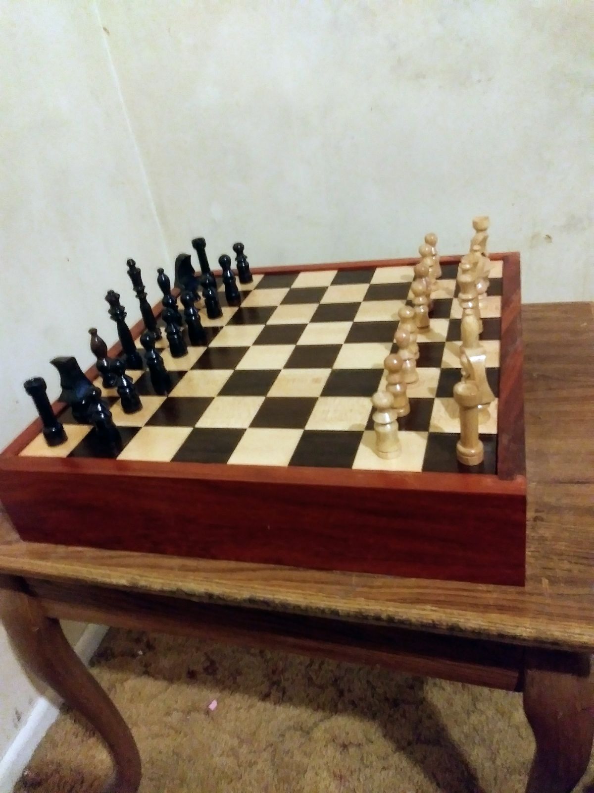1561029972_chessboardsetup.jpg.5f59daf354fbd99002cf99d8679dd0ec.jpg