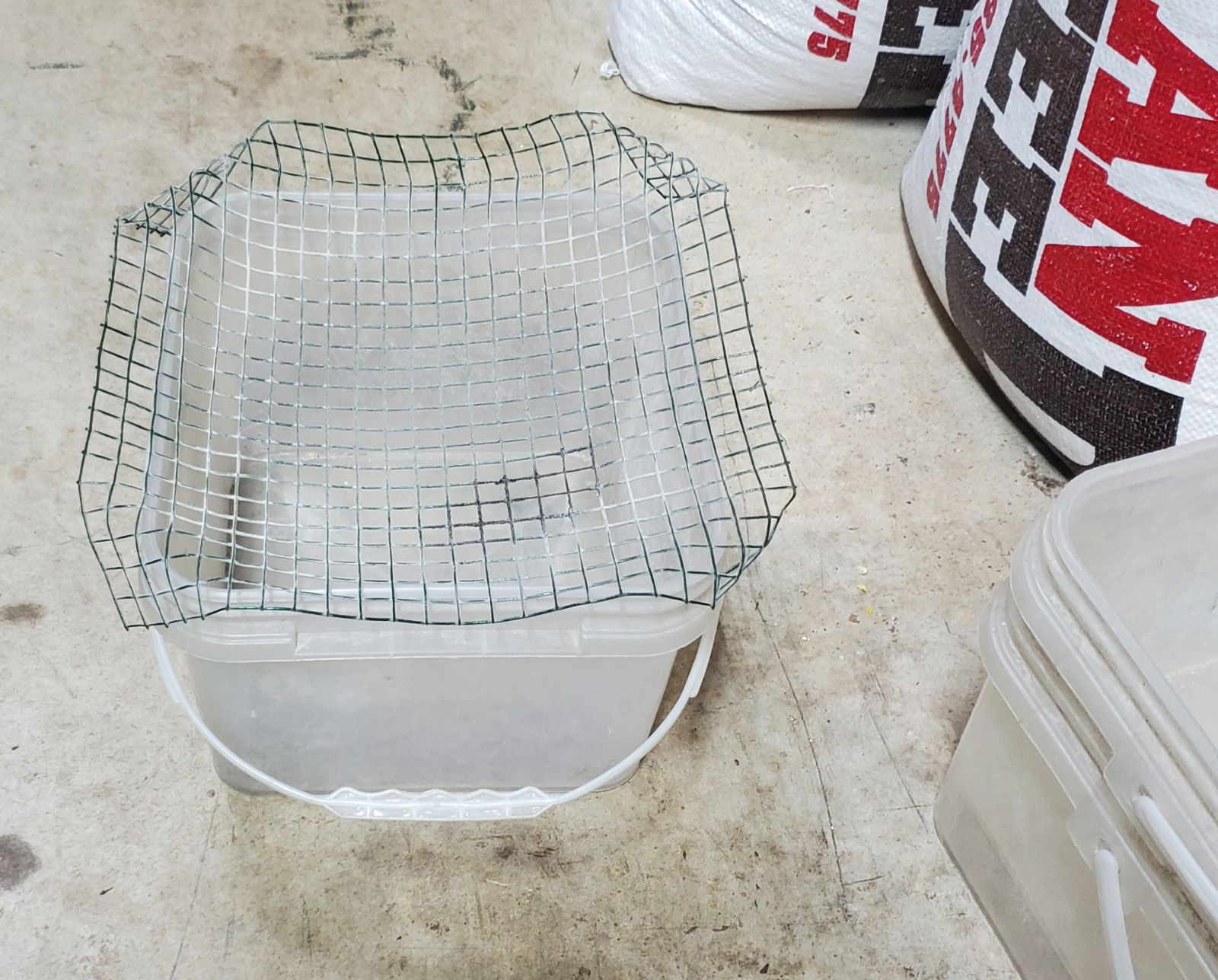 cob-sifter-00.jpg.970a9e1320d9d0437bce04d304665fde.jpg