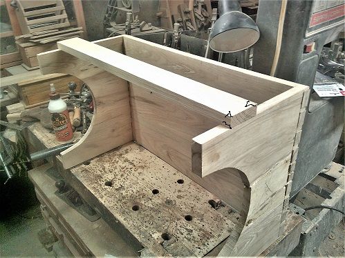 TuesdayMornreadytodovetail...JPG.0d917c38a3c704cee6d8d98180fcdf5e.JPG