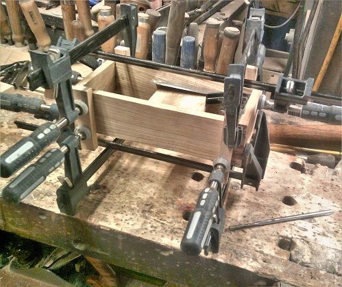 TheGlue-up1moreclamp.JPG.1fc722fc70b5200ff977b60c35e3dc1a.JPG