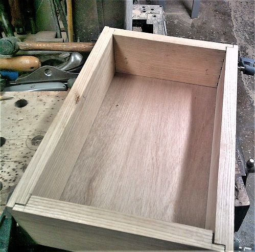 AGroovyDayPlywoodbottompanelfits.JPG.d187bb60f0a9530eb3ea594a8f27e918.JPG