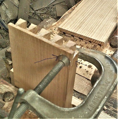 MondayDovetailworkrepairasplit.JPG.4e0d9a7fc09f14fbedae0dc322dbff62.JPG