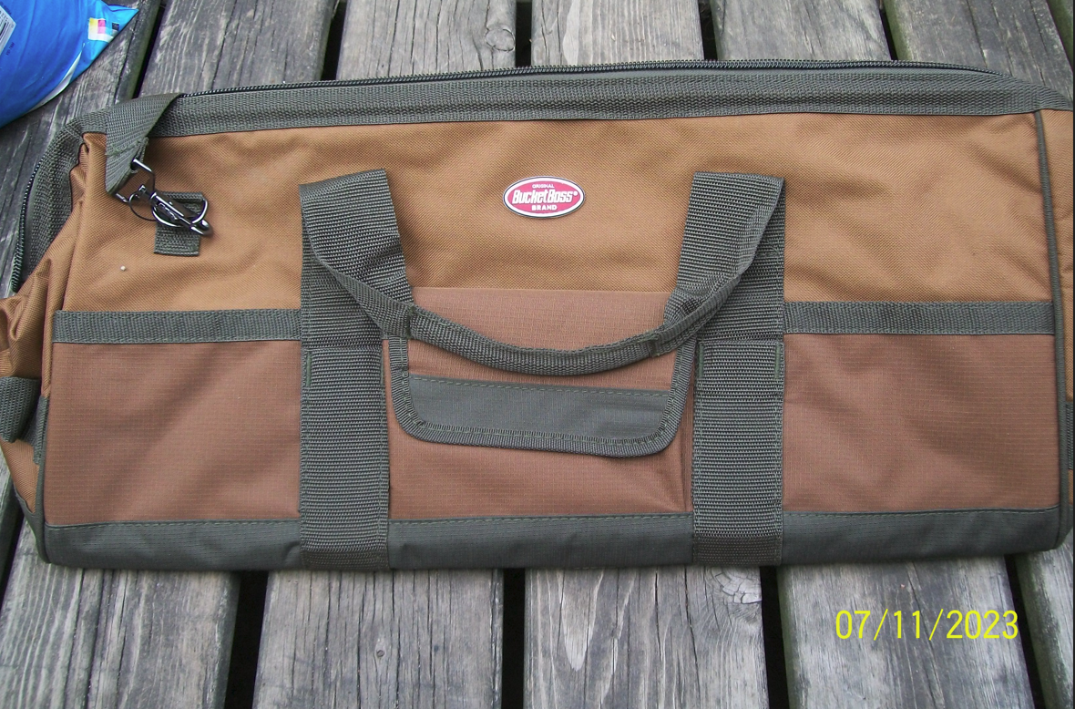 BucketBossBag.PNG.15f0a75f8e389567ef890cb54da863a1.PNG