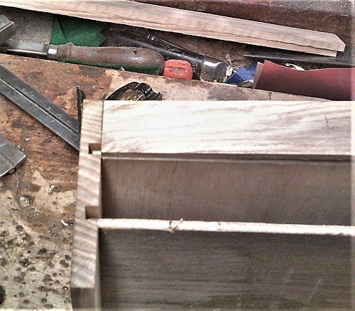 OrganizerDay2fittingthepanels.JPG.cdb8d4ab52c59f9d4673938df4f428ff.JPG