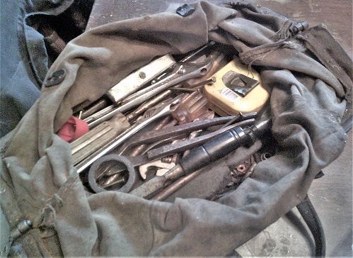 YardSale2Toolbaggoodies.JPG.4c6c575ccef5dd0bafd9c111a46f8aa3.JPG