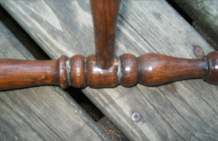 LarkinDeskLegs2.png.91bfb5871fce61fa7e2f1f654953dfc0.png