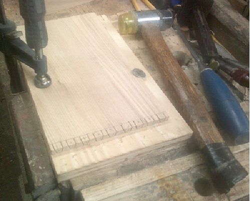 ResawDovetailworkCorner3.JPG.9cfaac0eb345742b68a8c9e6362105cd.JPG