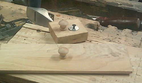 ResawDrawersdrawerknobs.JPG.3e8e1aa64d1801f02866e7acad222284.JPG