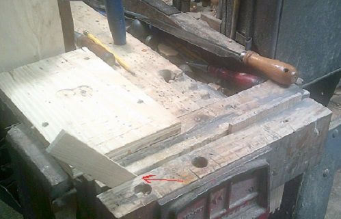 ResawworksFridayanti-rackdevice.JPG.1ea29f3f67d37f3b05a1e0cc65fca162.JPG