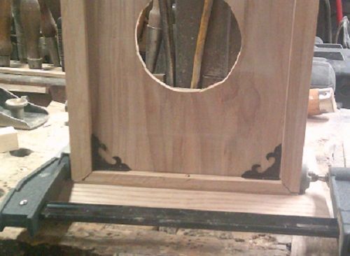 ResawClockAssemblyworkcornertrims.JPG.71069b51535d0d58eff2b81a2f0453e3.JPG